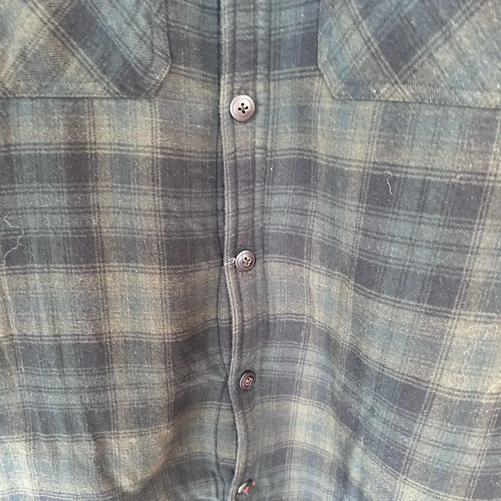 Coleman Green Plaid Button-Up Shirt - Picture 2 of 8